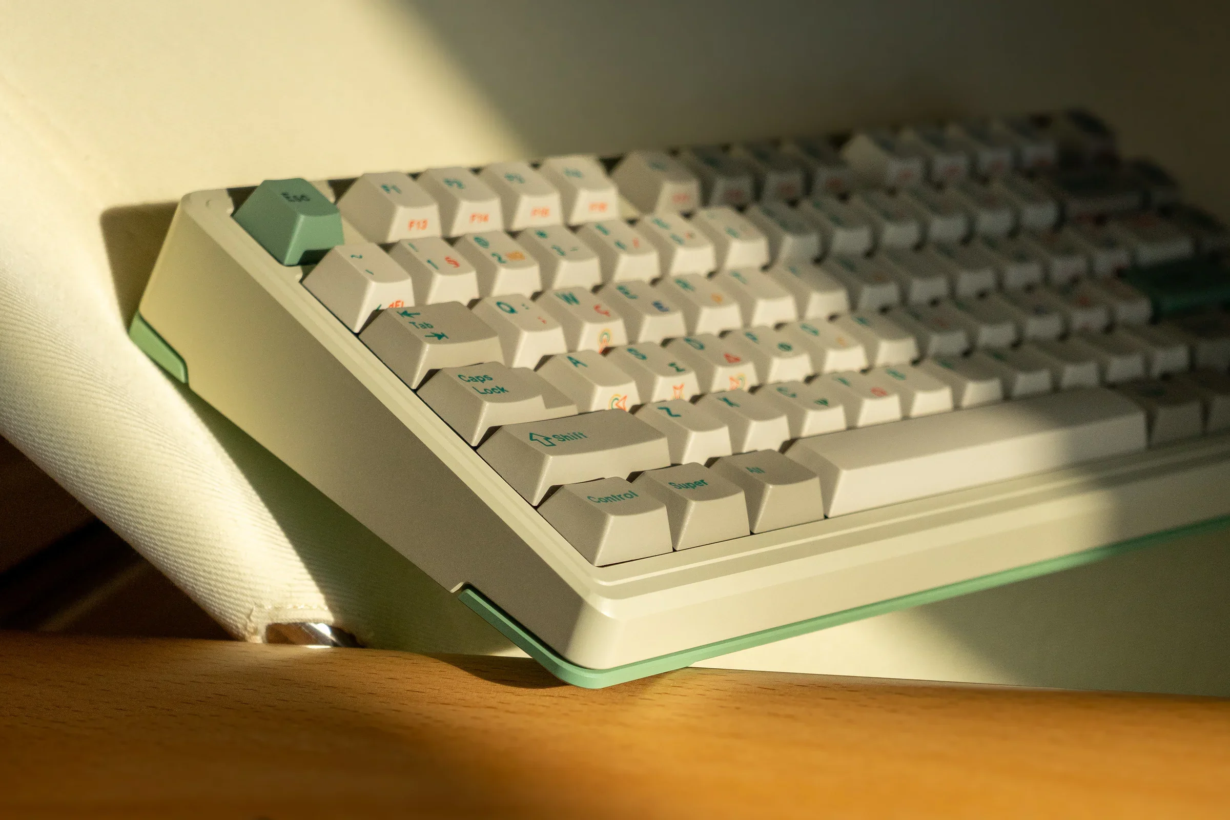 [In-stock] Dot Works Layer75 Mechanical Keyboard Kit - Image 4