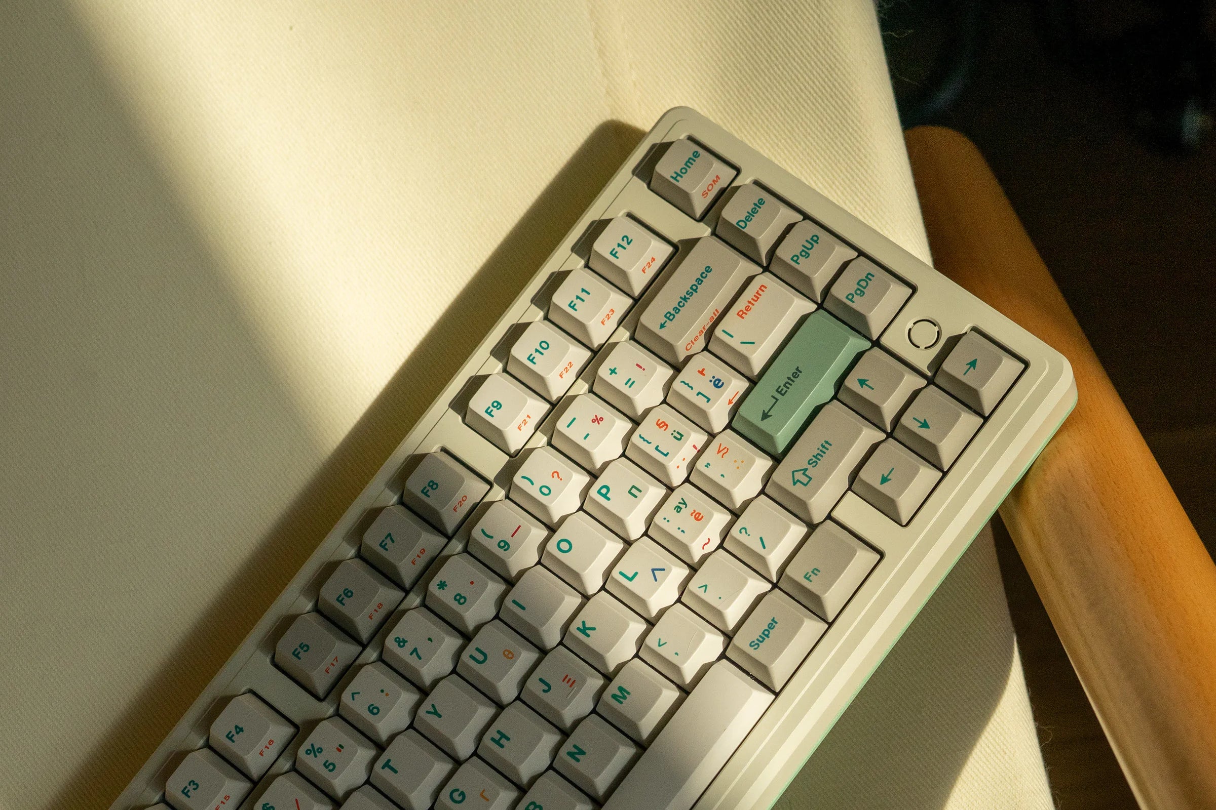 [In-stock] Dot Works Layer75 Mechanical Keyboard Kit - Image 5