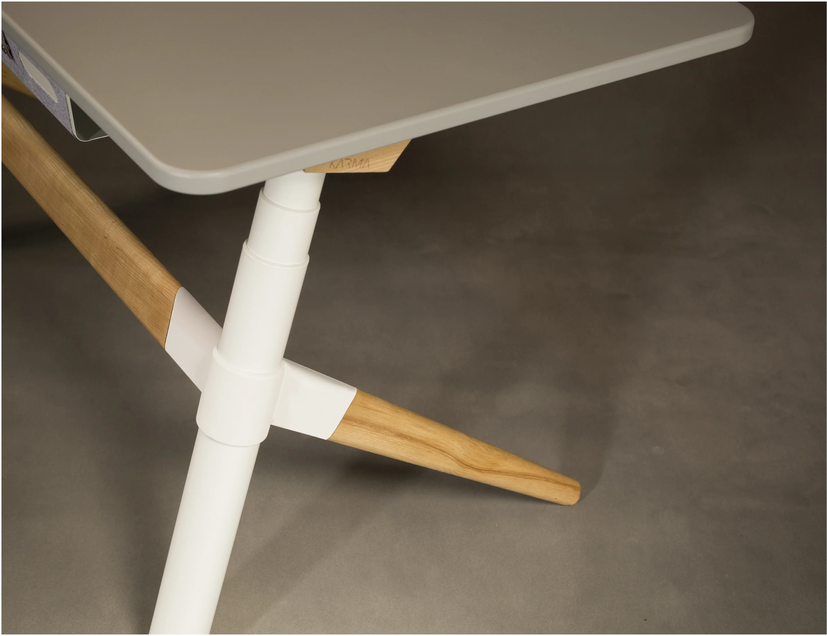 Karma Essence - Standing Desk - Image 10